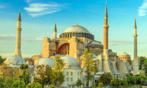 wisata sejarah di hagia sophia istanbul